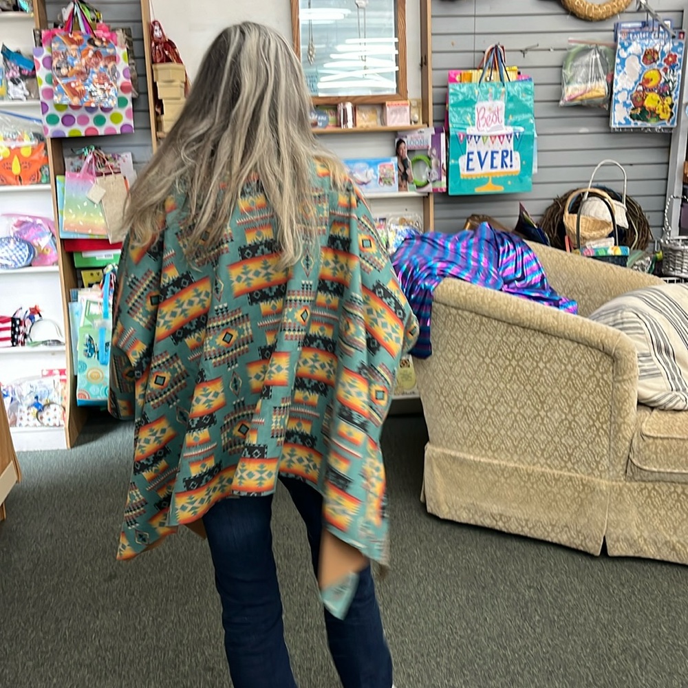634. Southwestern Aztec Tribal Print Shawl.